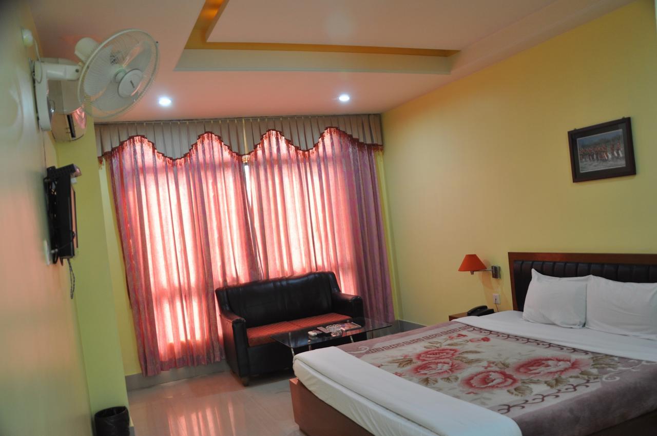 Hotel Dooars Mountain Alipur Duar Buitenkant foto