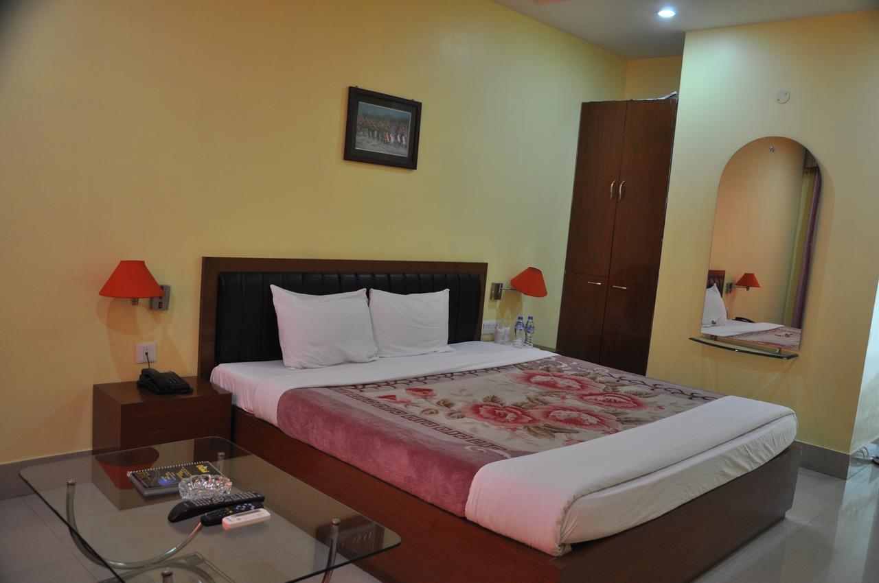 Hotel Dooars Mountain Alipur Duar Buitenkant foto