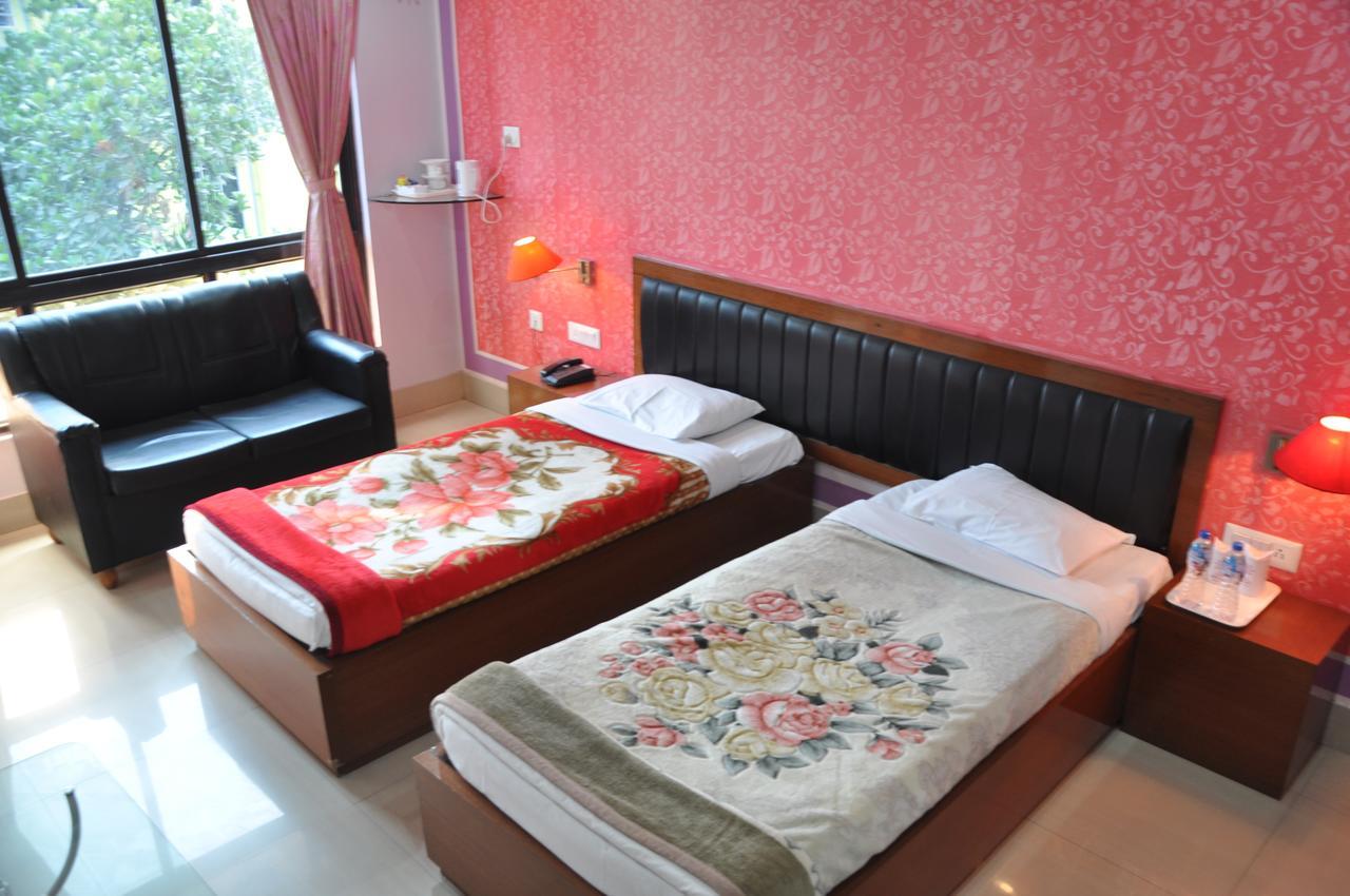 Hotel Dooars Mountain Alipur Duar Buitenkant foto