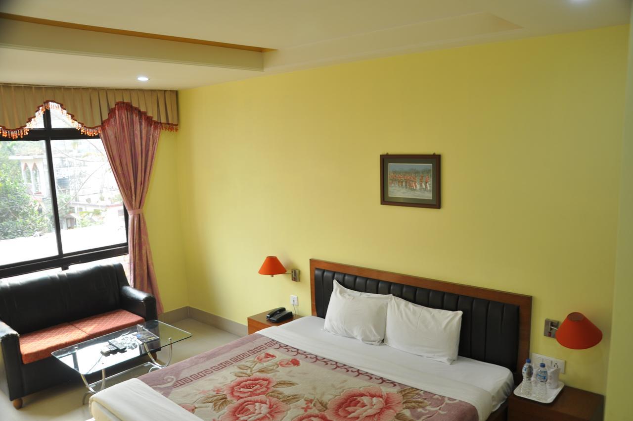Hotel Dooars Mountain Alipur Duar Buitenkant foto