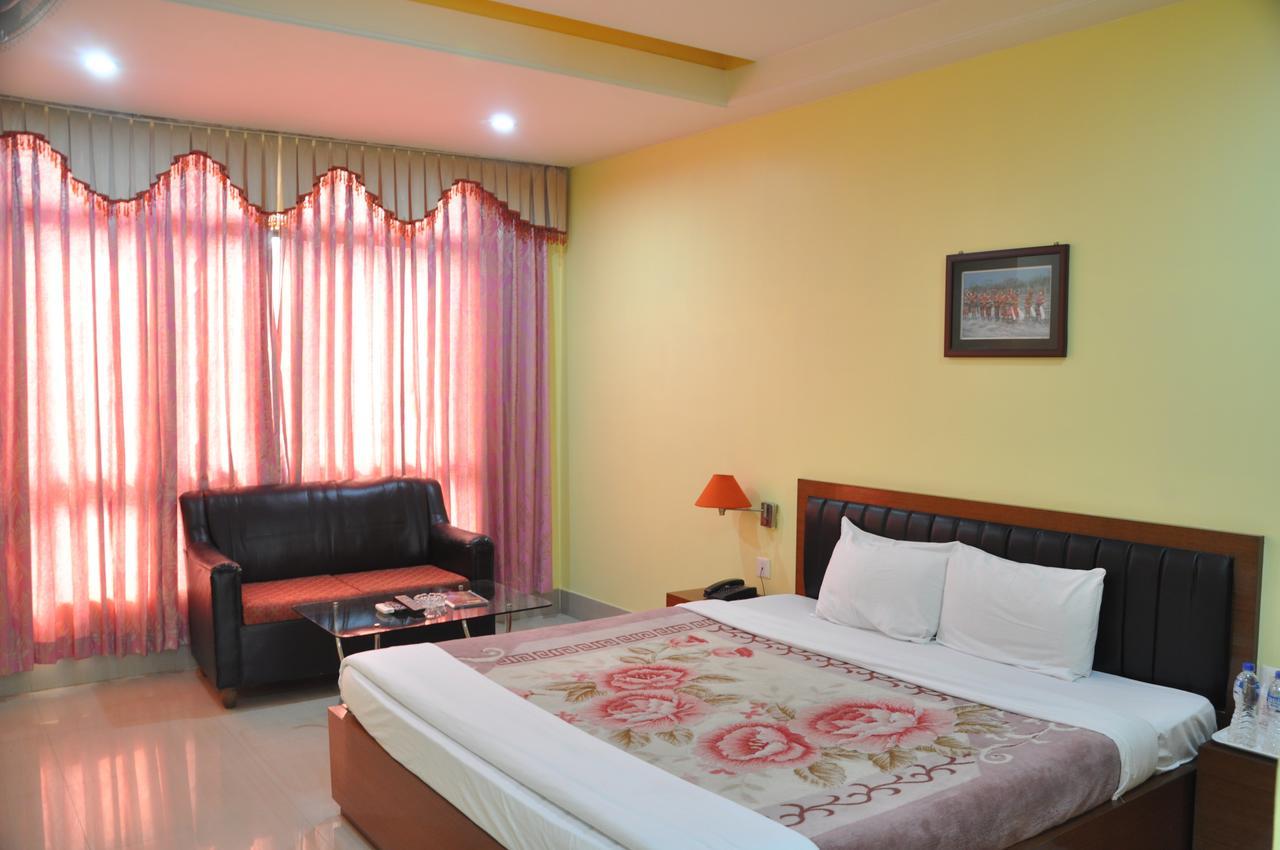 Hotel Dooars Mountain Alipur Duar Buitenkant foto