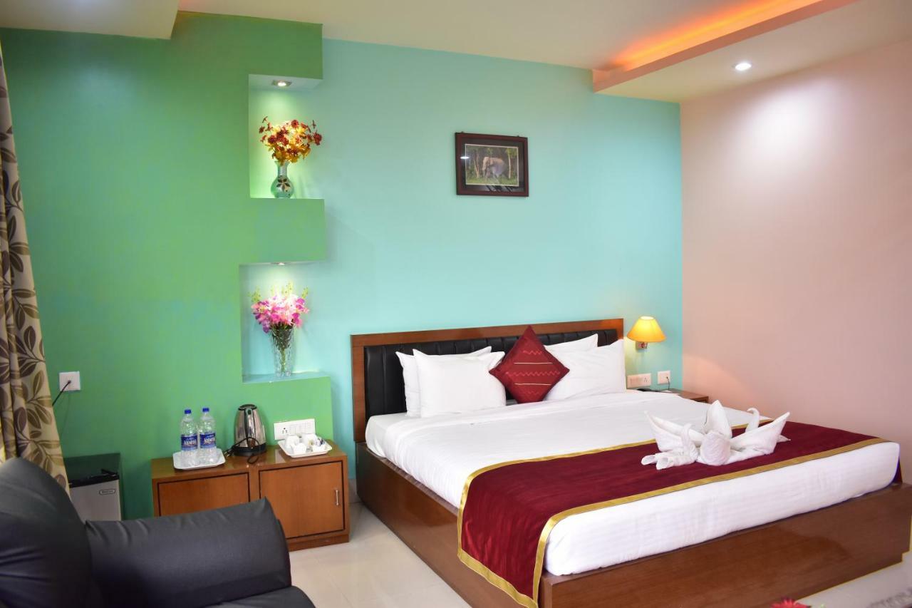 Hotel Dooars Mountain Alipur Duar Buitenkant foto